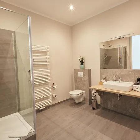 Zum Landsberger Hof 3*