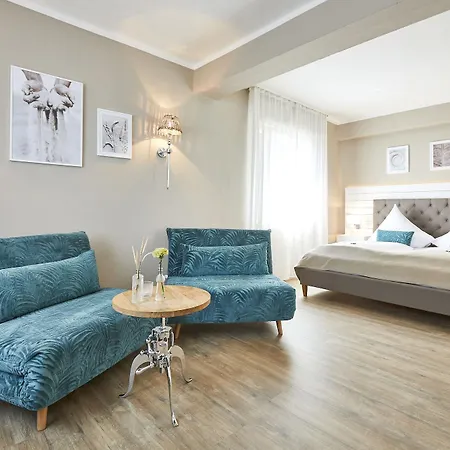 Zum Landsberger Hof 3*