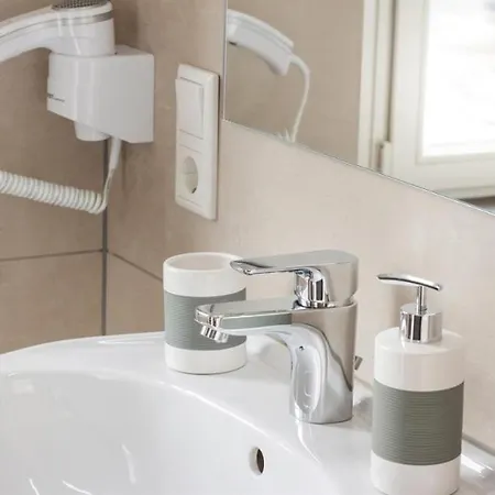 Zum Landsberger Hof 3*