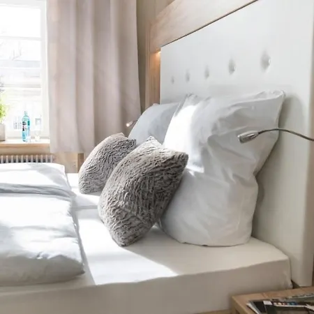 Hotel Zum Landsberger Hof 3*