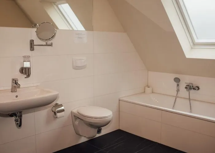 Hotel Zum Landsberger Hof 3*